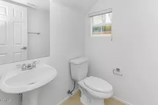 164 Cherrybrook Ln, Irvine, CA 92618 - Photo 9