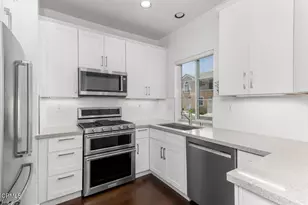 164 Cherrybrook Ln, Irvine, CA 92618 - Photo 7