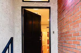 601 S El Molino Ave, Pasadena, CA 91106 - Photo 5