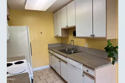 121 Sinclair Avenue #107, Glendale, CA 91206 - Photo 5