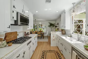 2376 Pickens Canyon Rd, La Crescenta, CA 91214 - Photo 17