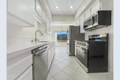 3200 Fairesta Street #16, Glendale, CA 91214 - Photo 5