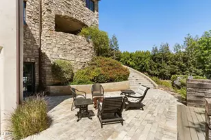 1906 Country Ln, Pasadena, CA 91107 - Photo 51
