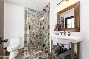 1906 Country Ln, Pasadena, CA 91107 - Photo 49