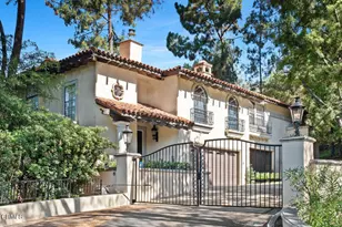 70 N Arroyo Blvd, Pasadena, CA 91105 - Photo 1
