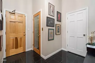 70 N Arroyo Blvd, Pasadena, CA 91105 - Photo 25