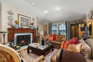 70 N Arroyo Blvd, Pasadena, CA 91105 - Photo 7