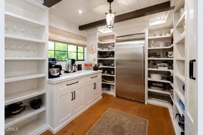1115 S Oak Knoll Avenue, Pasadena, CA 91106 - Photo 15
