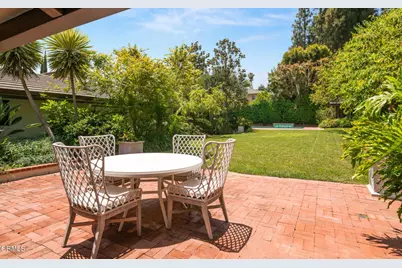 1115 S Oak Knoll Avenue, Pasadena, CA 91106 - Photo 31