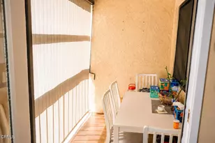 330 Burchett St, Glendale, CA 91203 - Photo 11