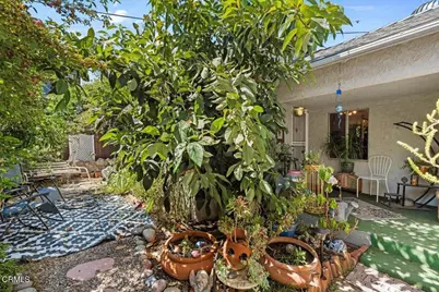 815 N Kenwood Street, Burbank, CA 91505 - Photo 17