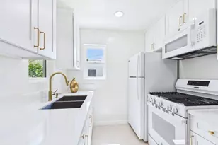 1232 N El Centro Ave, Los Angeles, CA 90038 - Photo 45