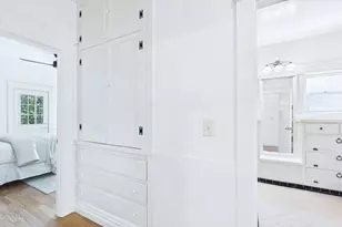 1232 N El Centro Ave, Los Angeles, CA 90038 - Photo 19