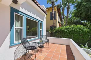 1232 N El Centro Ave, Los Angeles, CA 90038 - Photo 5
