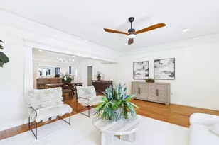 1232 N El Centro Ave, Los Angeles, CA 90038 - Photo 9