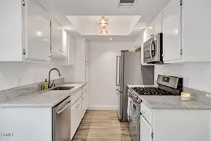 77 N Michigan Ave, Pasadena, CA 91106 - Photo 9