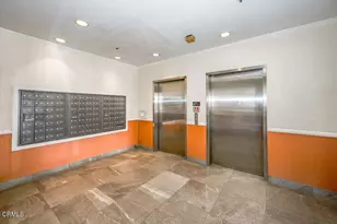 300 N El Molino Ave, Pasadena, CA 91101 - Photo 3