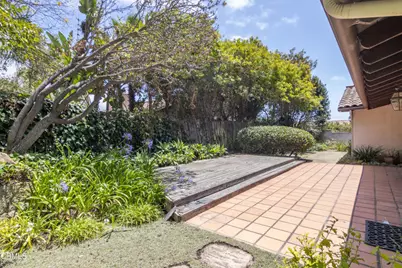 6 E Constance Avenue, Santa Barbara, CA 93105 - Photo 23