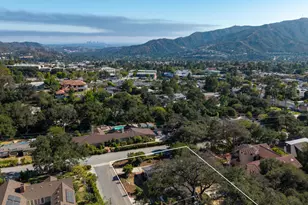 2137 Lyans Dr, La Canada Flintridge, CA 91011 - Photo 51