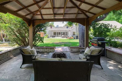 2067 E Woodlyn Road, Pasadena, CA 91104 - Photo 43