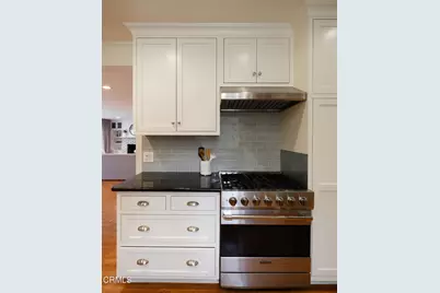 2067 E Woodlyn Road, Pasadena, CA 91104 - Photo 13