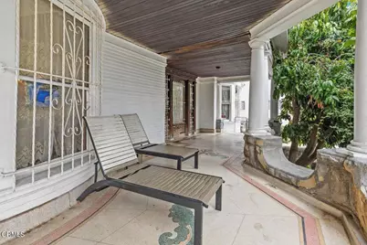 767 Garland Avenue, Los Angeles, CA 90017 - Photo 11