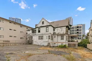 767 Garland Ave, Los Angeles, CA 90017 - Photo 39