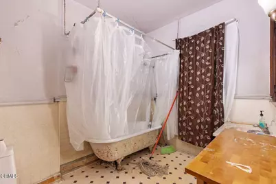 767 Garland Avenue, Los Angeles, CA 90017 - Photo 35