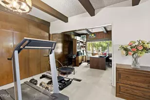 2985 San Pasqual St, Pasadena, CA 91107 - Photo 9