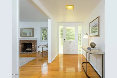 1110 Fairview Drive, La Canada Flintridge, CA 91011 - Photo 5