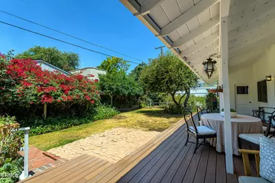 1110 Fairview Drive, La Canada Flintridge, CA 91011 - Photo 43