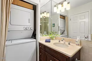 227 S Madison Ave, Pasadena, CA 91101 - Photo 23