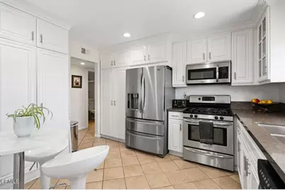 227 S Madison Avenue #304, Pasadena, CA 91101 - Photo 19
