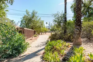 10400 McBroom St, Los Angeles, CA 91040 - Photo 21