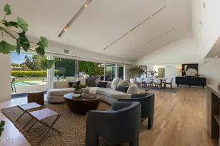 3446 Caribeth Dr, Encino, CA 91436 - Photo 9