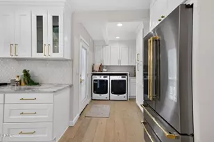 5345 S Verdun Ave, Los Angeles, CA 90043 - Photo 11