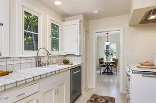 1265 N Holliston Ave, Pasadena, CA 91104 - Photo 13