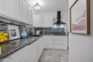 245 Aster St, Laguna Beach, CA 92651 - Photo 9