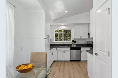 8408 Cozycroft Avenue, Los Angeles, CA 91306 - Photo 15