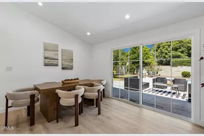 8408 Cozycroft Avenue, Los Angeles, CA 91306 - Photo 11