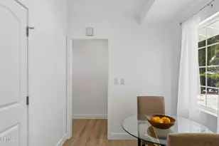 8408 Cozycroft Ave, Los Angeles, CA 91306 - Photo 13