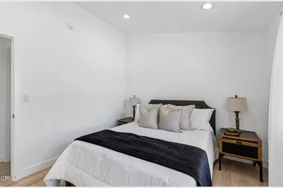 8408 Cozycroft Avenue, Los Angeles, CA 91306 - Photo 29