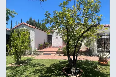 2467 E Villa Street, Pasadena, CA  - Photo 1