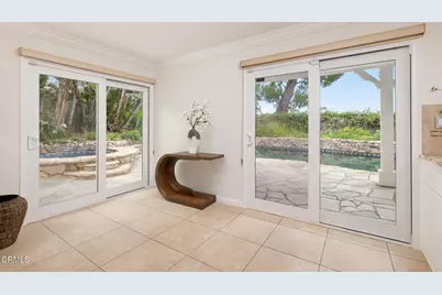 5388 Indian Hills Drive, Simi Valley, CA 93063 - Photo 15