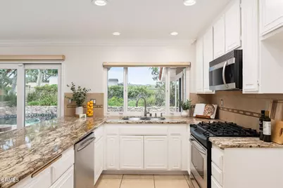 5388 Indian Hills Drive, Simi Valley, CA 93063 - Photo 13
