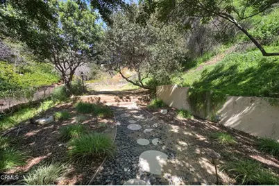 3263 New York Drive, Pasadena, CA 91107 - Photo 63