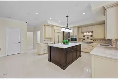 3263 New York Drive, Pasadena, CA 91107 - Photo 9