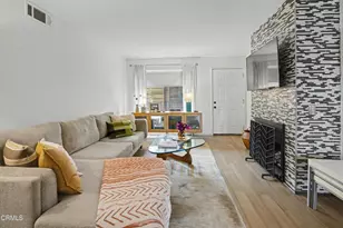 10960 Bluffside, Studio City, CA 91604 - Photo 3