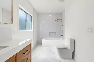 3609 4th Ave, Los Angeles, CA 90018 - Photo 29
