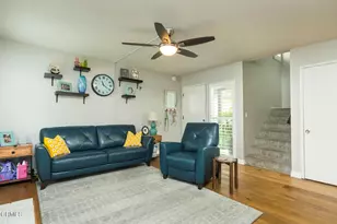 10059 Aspen Cir, Santa Fe Springs, CA 90670 - Photo 5